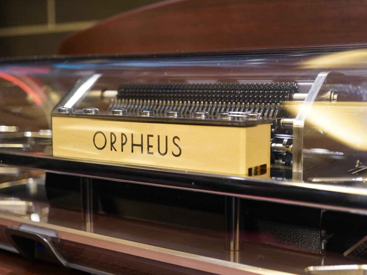 ORPHEUS（オルフェウス）KANATA（奏多） 高級オルゴールを特別展示中