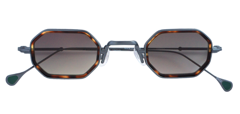 Anne et Valentin SIBERIA クールな新作サングラス | 3T TRIPLE BLOG