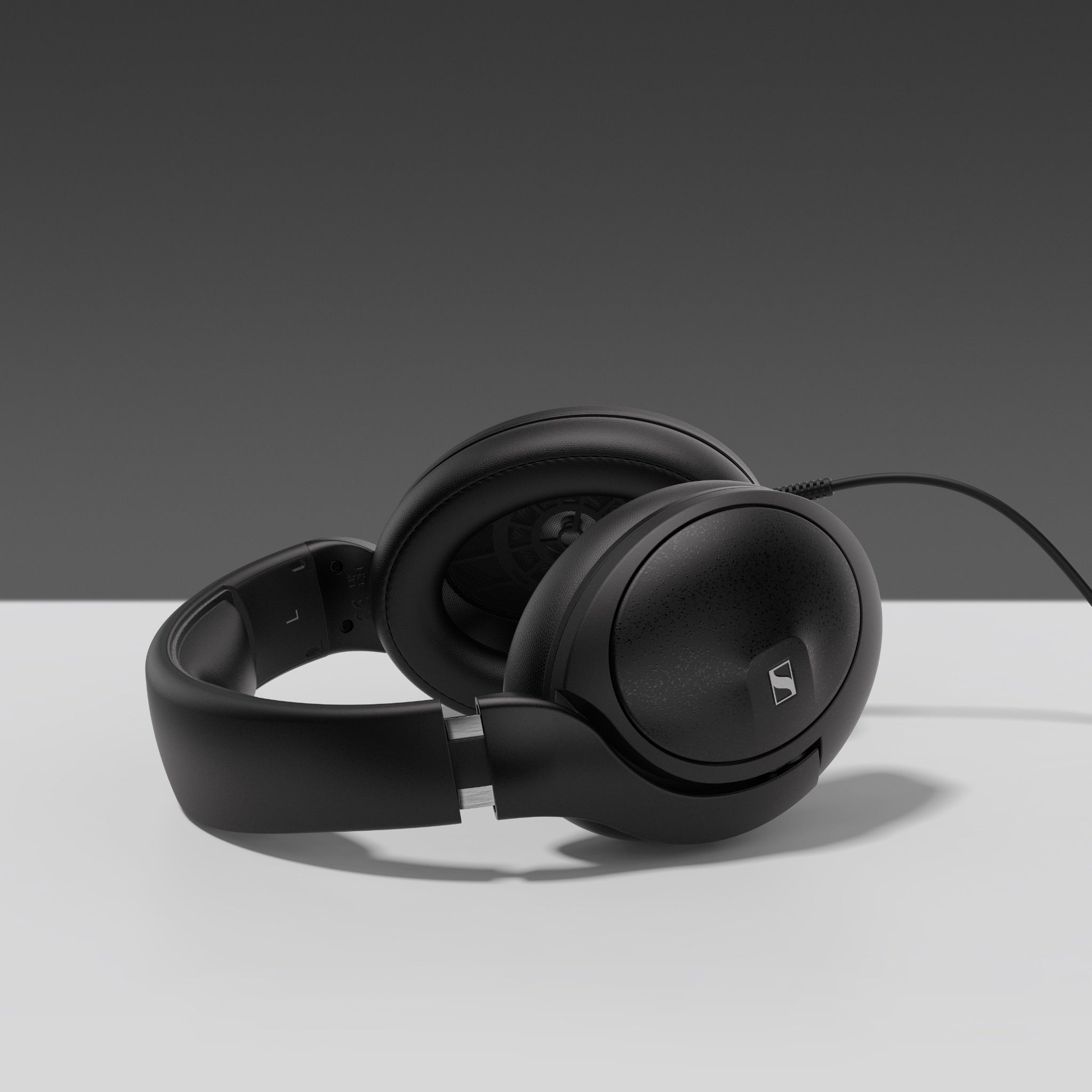 Sennheiser HD 620S Closed-Back Dynamic Headphones | Bloom Audio