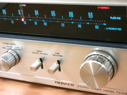 PIONEER TX-710: BLUESS Laboratory