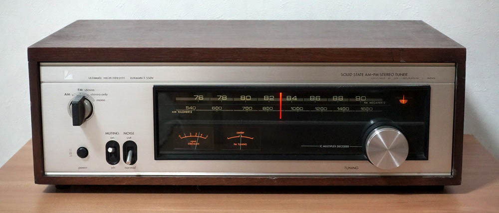 LUXMAN T-550V: BLUESS Laboratory