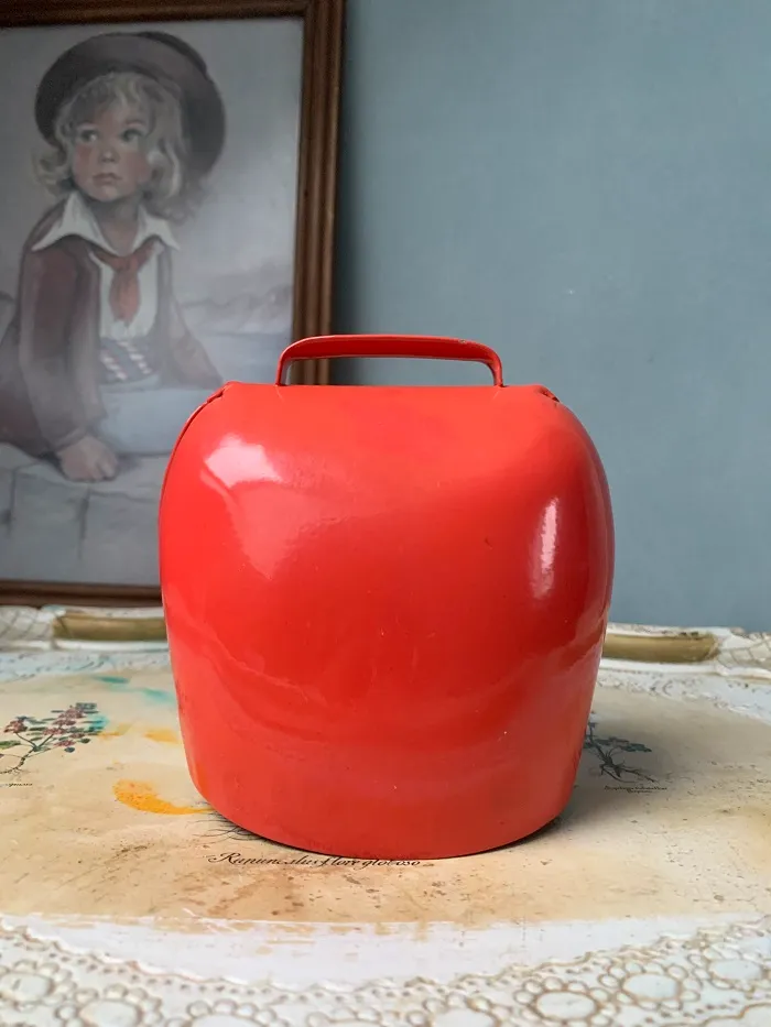 SOLDOUT-スイス 70s カウベル 貯金箱 ピギーバンク ピンク