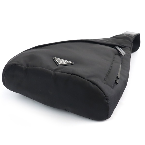 Brandol / PRADA プラダ ボディバッグ Re Nylon 三角ショルダー