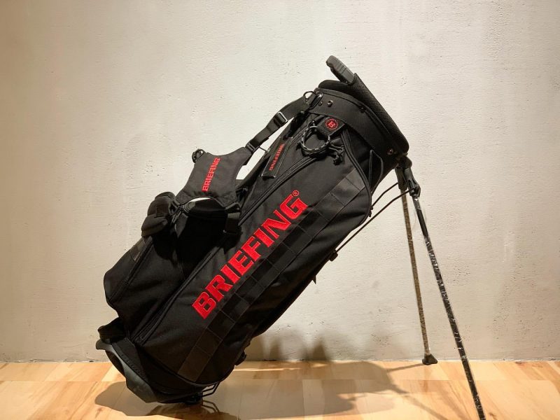 ブリーフィングで一番人気のスタンド式キャディバッグ『CR-4 #01』 | I
