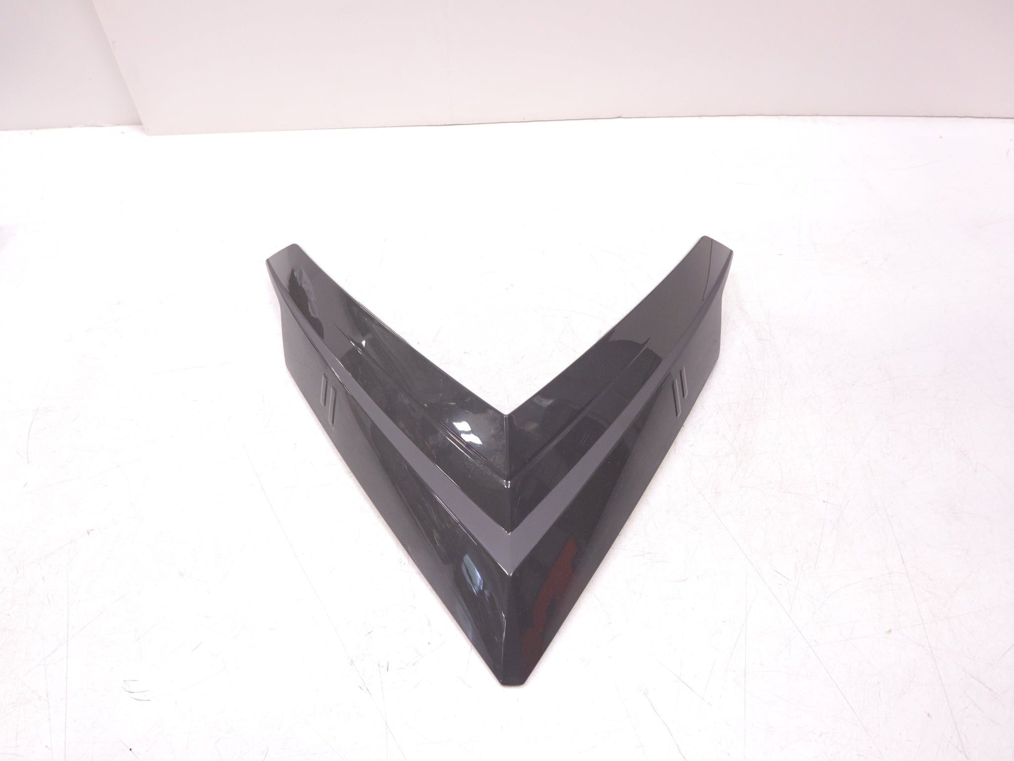 New Take Off 2021+ Polaris Matryx Windshield Retainer Trim Shadow