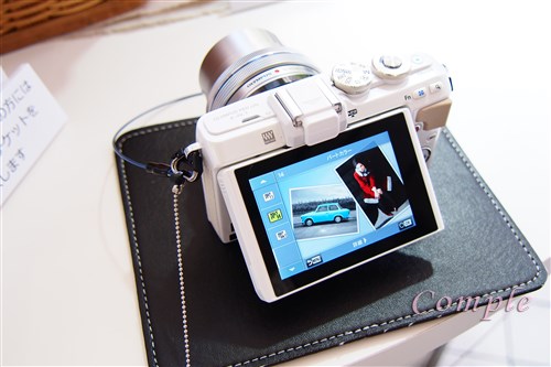 オリンパスのミラーレス一眼カメラPEN Lite E-PL7は、手ぶれ補正も