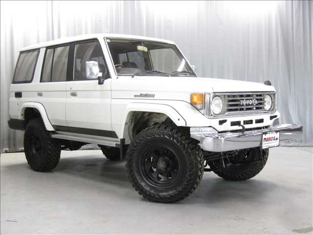 新型車も多数！トヨタ ランドクルーザー70 北海道 札幌市北区 中古車