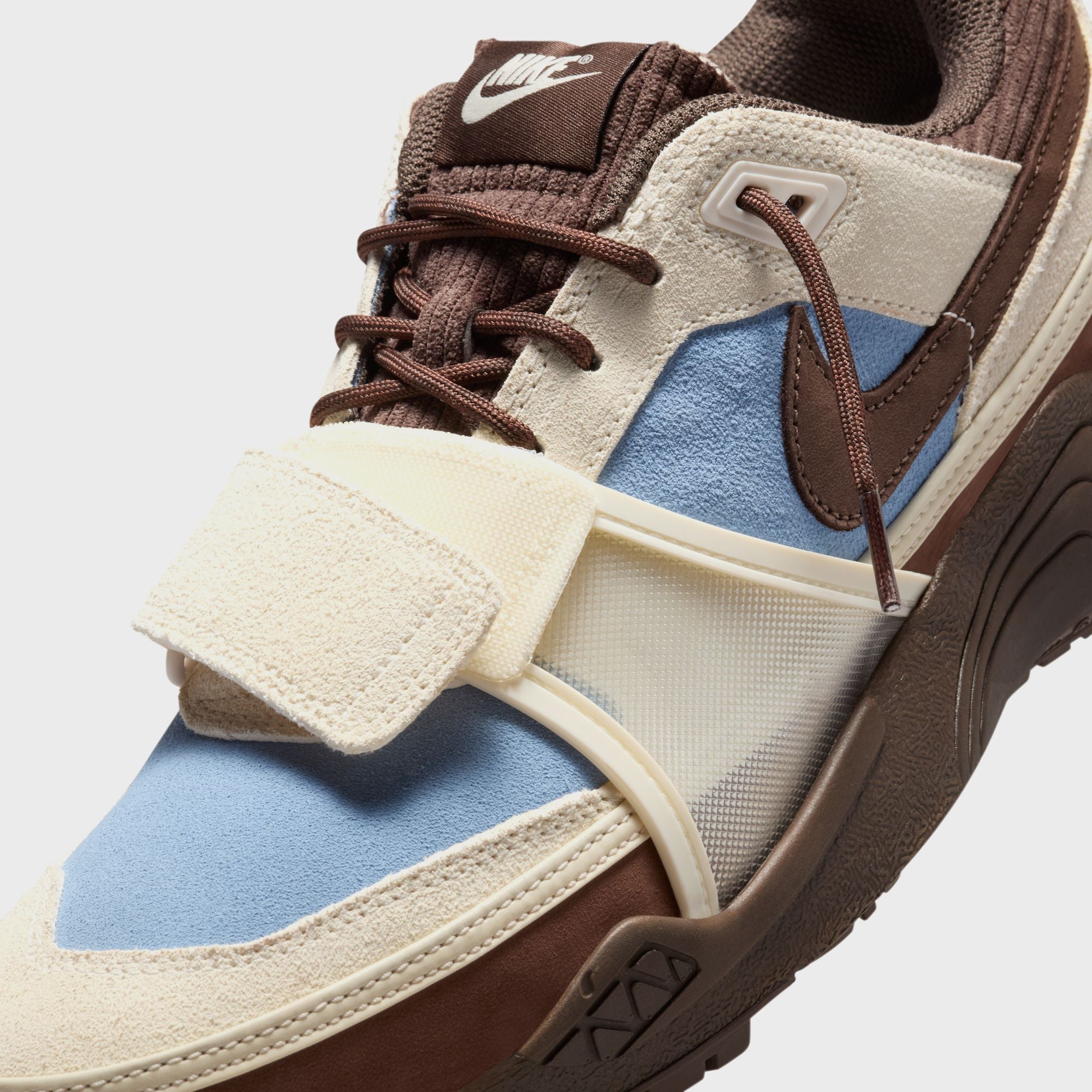 Nike x Travis Scott Jumpman Jack Zoom Field Jaxx - Leche Blue