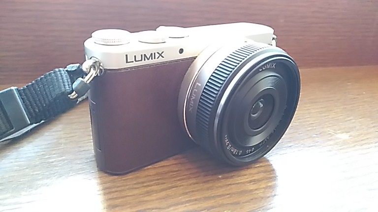 Panasonicのチョイ広角レンズLUMIX G【14mm/F2.5 ASPH.H-H014