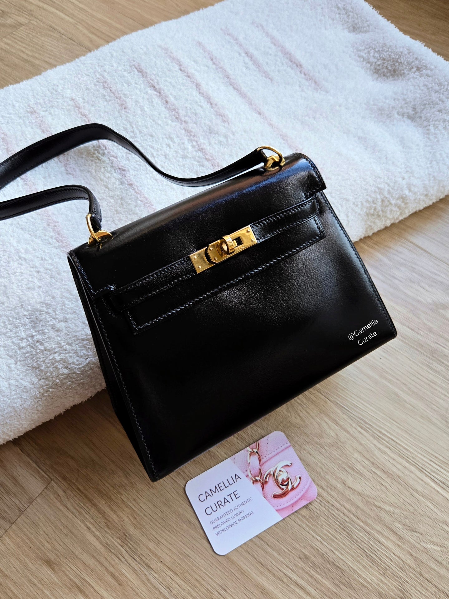 Hermes Mini Kelly 20 Vintage Box Leather Black Gold Hw