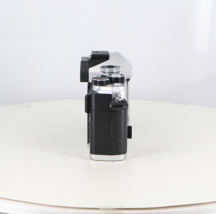 中古】(オーエムシステム) OM SYSTEM OM-3 ボディ｜ナニワグループ