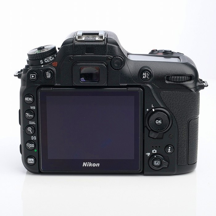 中古】(ニコン) Nikon D7500｜ナニワグループオンライン｜2221250017541