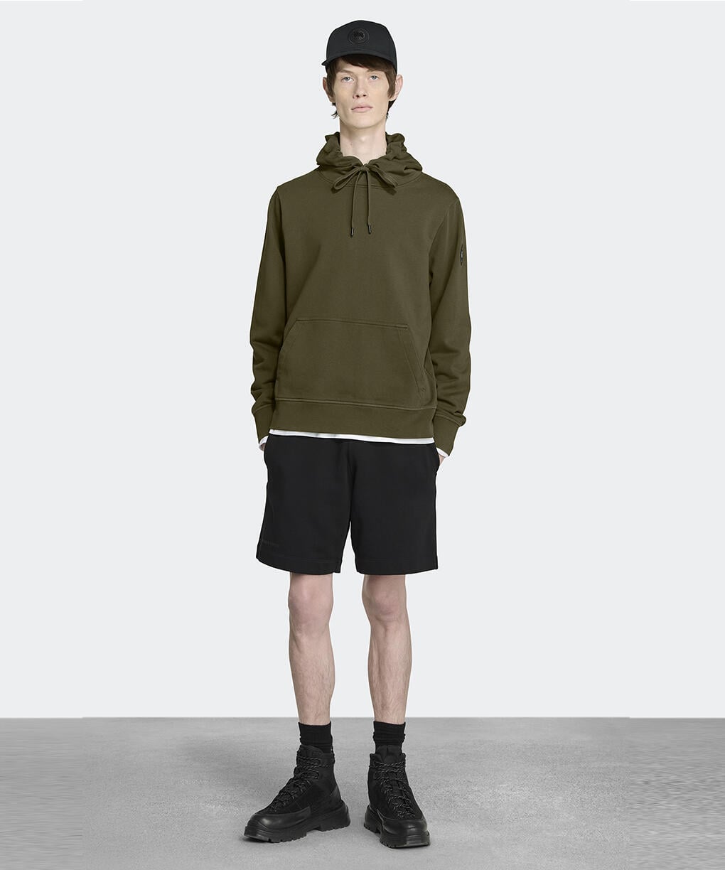 ヒューロン フーディー ブラックレーベル(7403MB)｜カナダグース