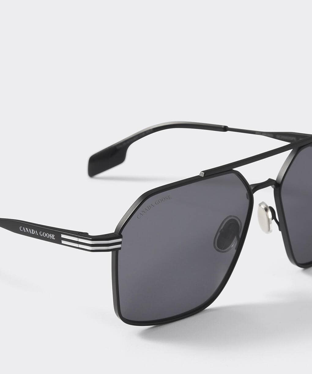 モレイン サングラス(8104M)｜カナダグース (CANADA GOOSE) 日本公式サイト