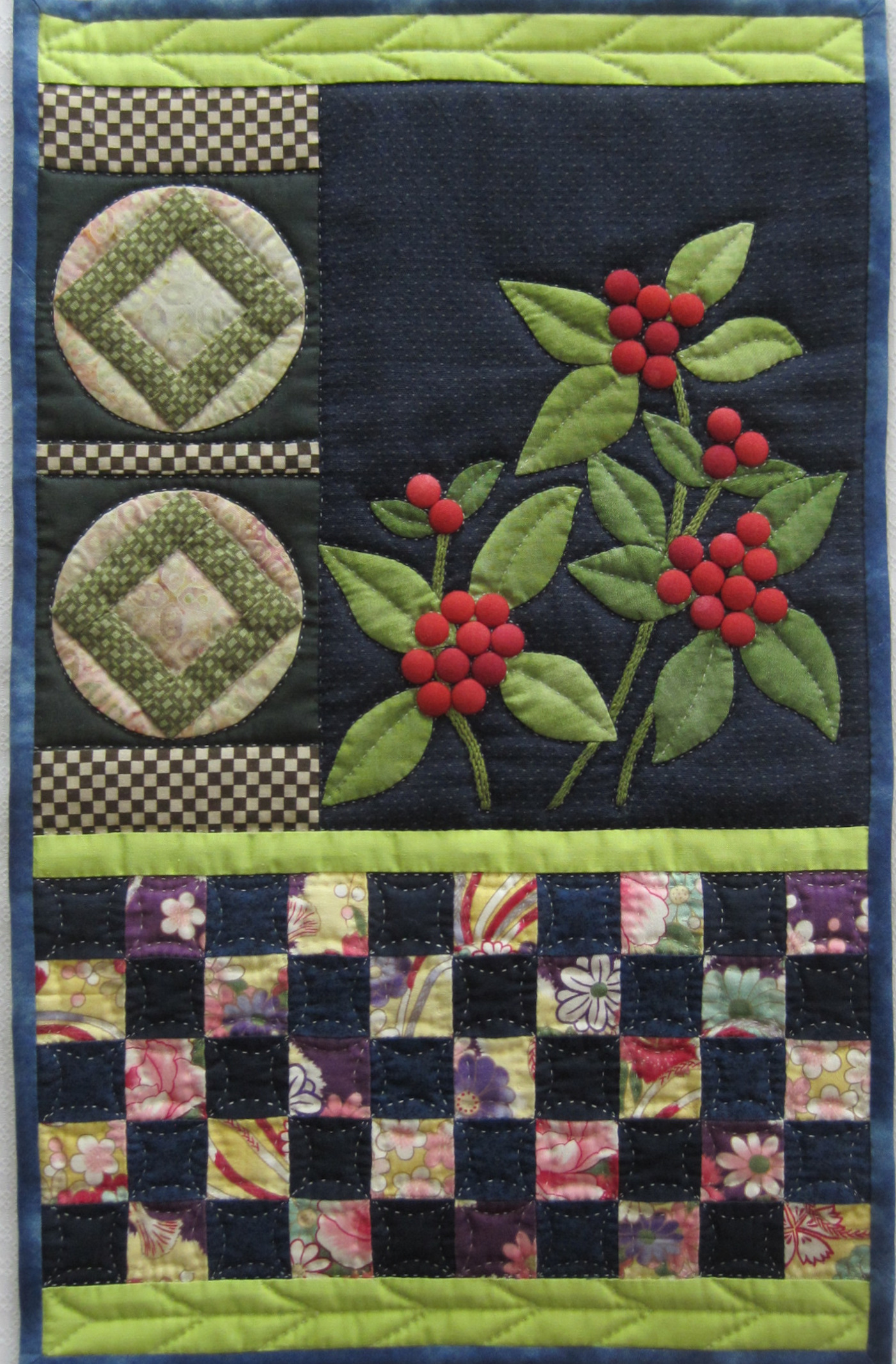 ☆半額セール☆縁起の良い「センリョウ」のタペストリー 商品詳細