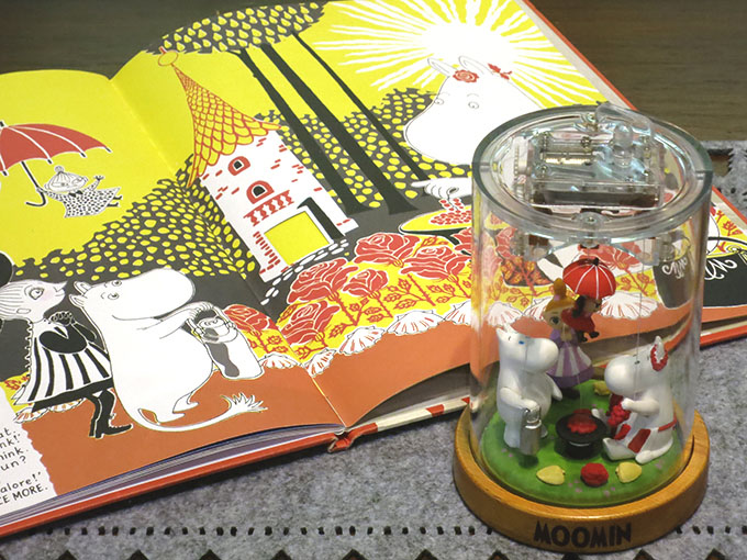 ムーミンのあやつりオルゴールが発売 | ムーミン公式サイト