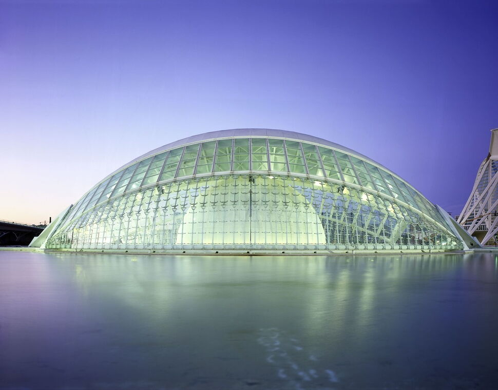 The Fusion of Art and Engineering: Santiago Calatrava's Iconic