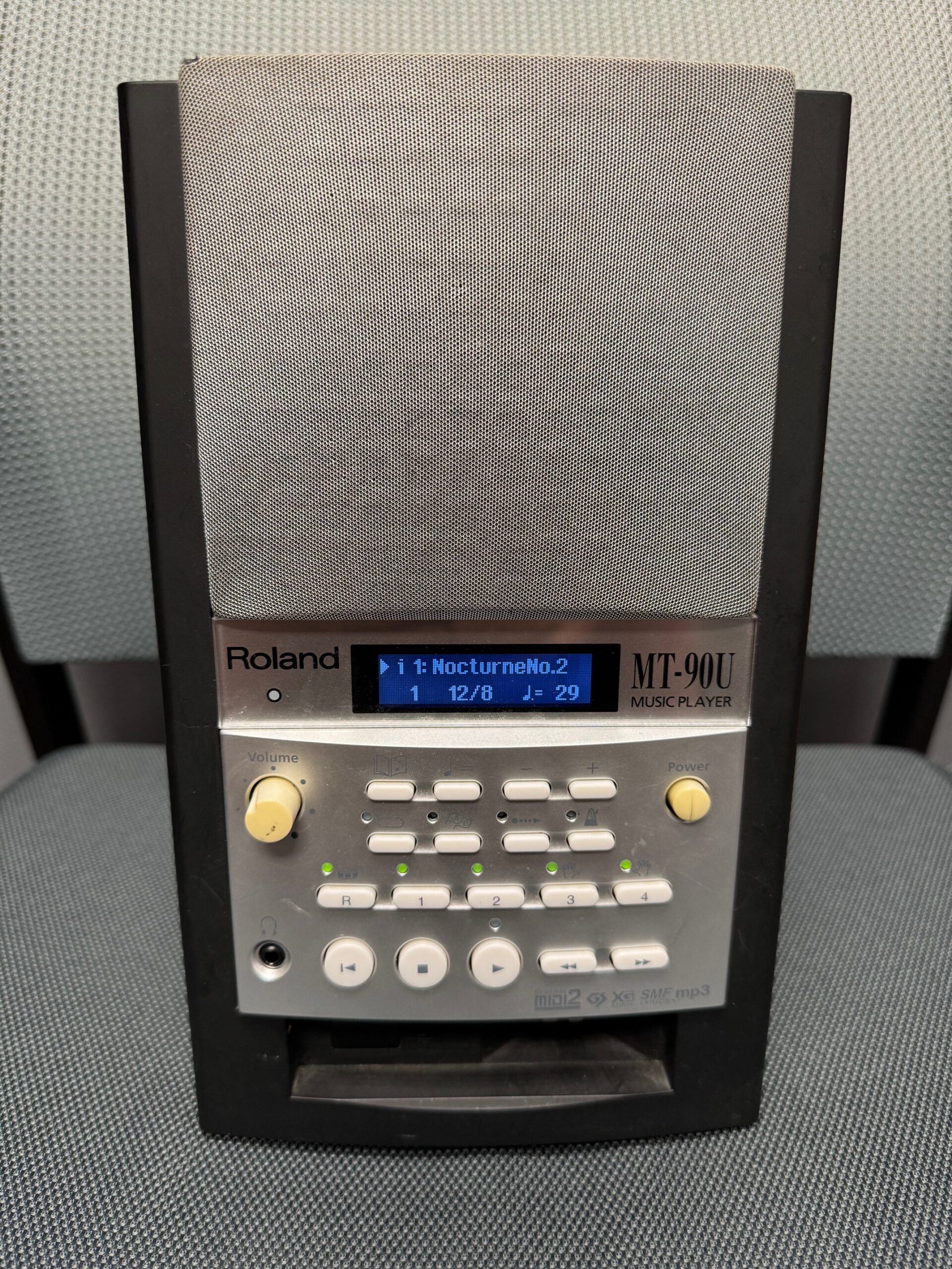 Roland MT-90U MIDI Player / Music Tutor - Capital Music Center