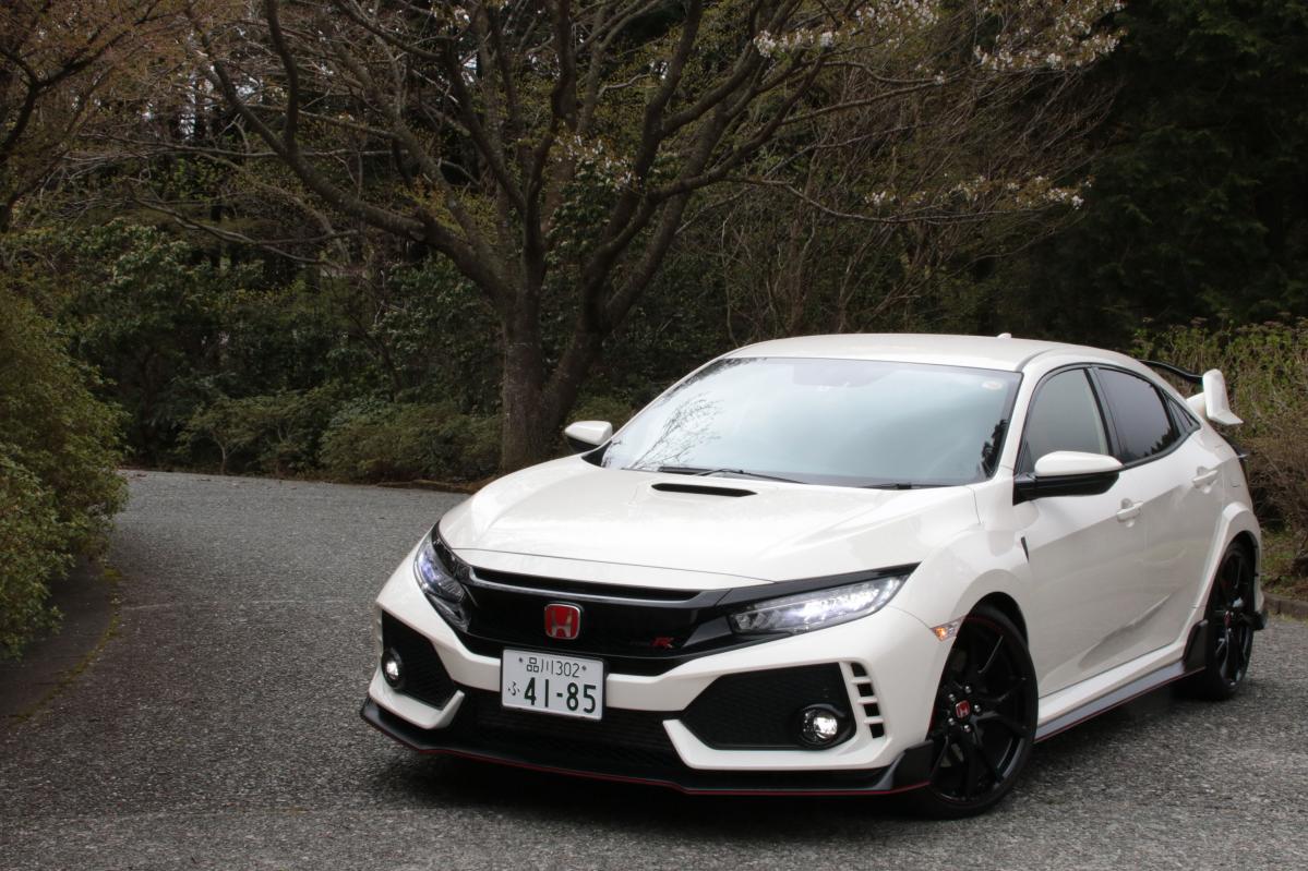 ホンダ・シビックタイプR 新型[FK8] 旧型 比較試乗…新開発