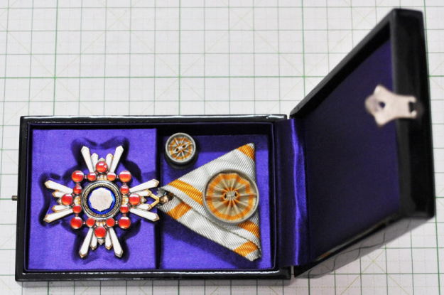 勲四等瑞宝章 昭和中期 - 染屋軍装社（購入手続きページ）