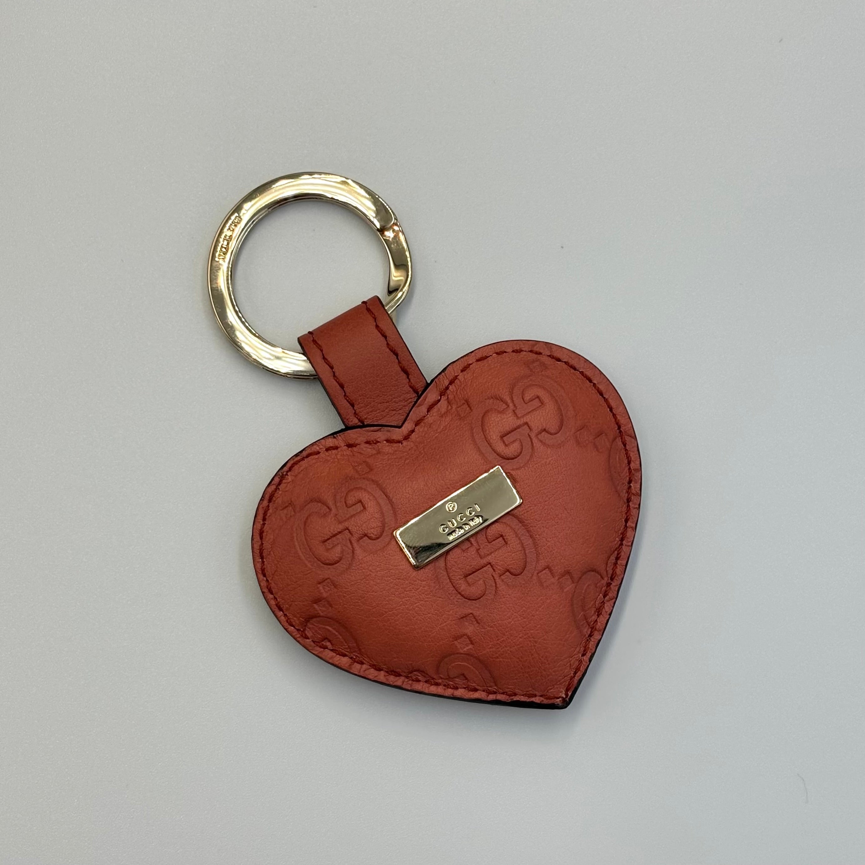 76190ADB-A4CC-4340-B5C8-