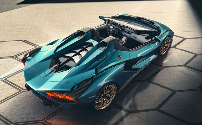 ランボルギーニのハイブリッドスポーツカー「シアン」に限定