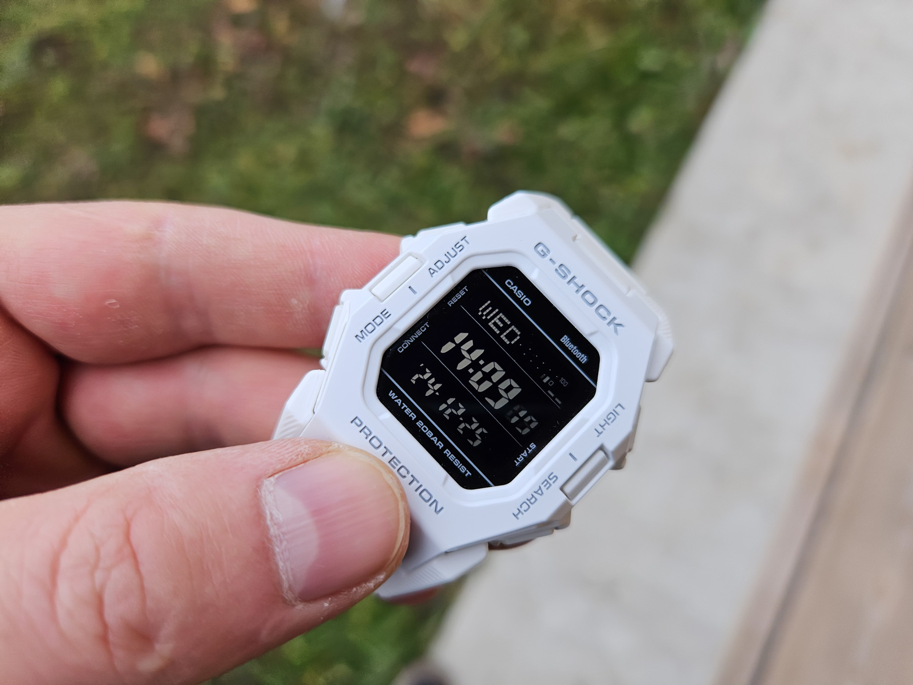 G-SHOCK Review: GD-B500-7 with a Step Tracker – A Japanese