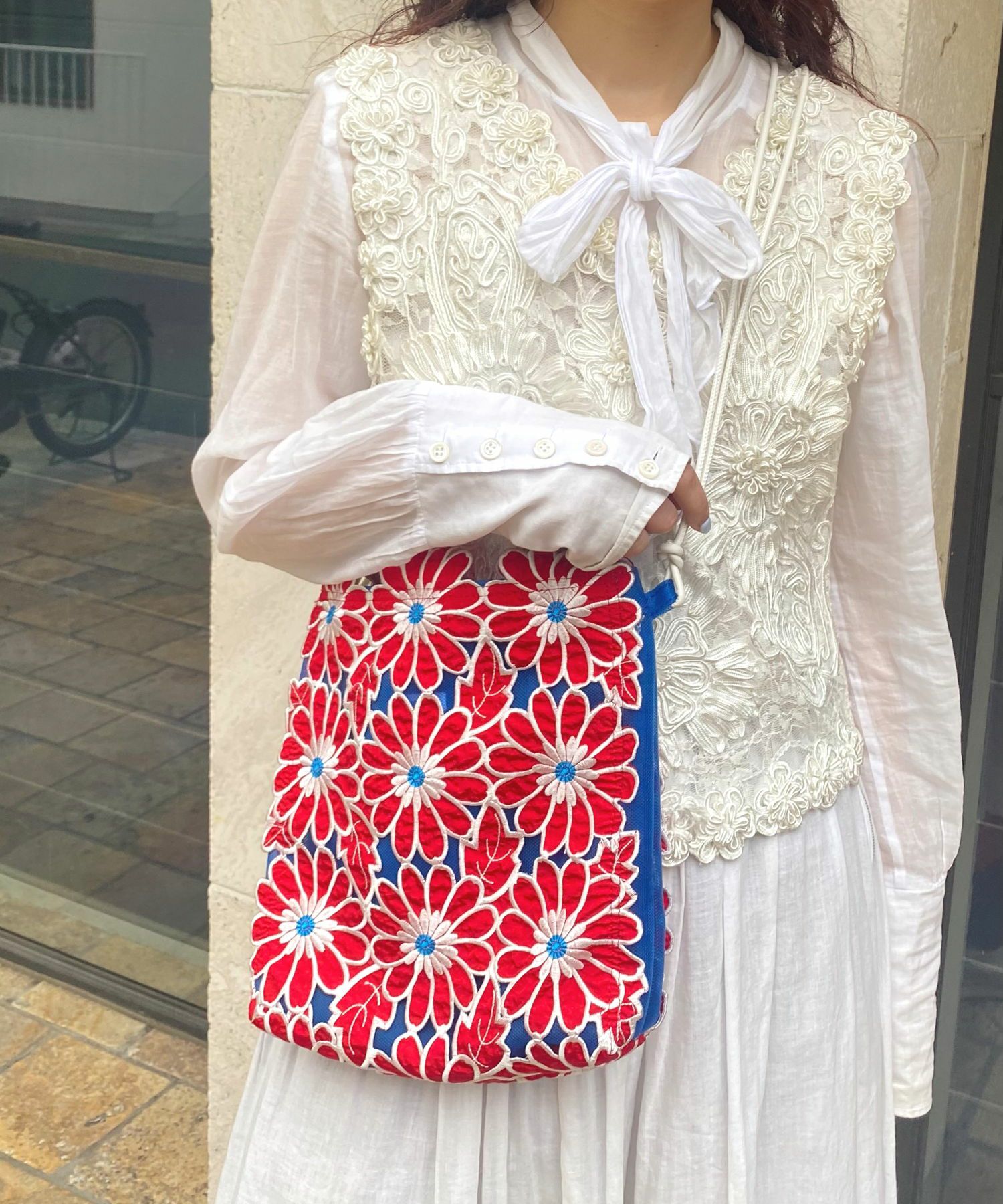 HEY! Mrs ROSE(ヘイ！ミセスローズ)フラワー刺繍TOTE mini | CASSELINI