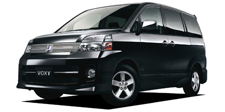 ヴォクシー（トヨタ）の歴代モデル・グレード別カタログ情報｜中古車