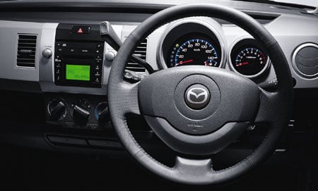 AZワゴン（マツダ）FX－Sスペシャル（2005年9月）｜カタログから