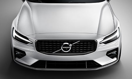 V60（ボルボ）B5 Rデザイン（2021年8月）｜カタログから中古車を