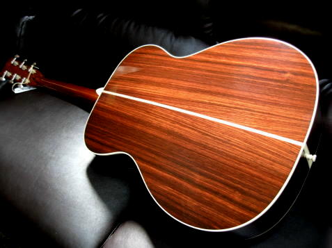 Martin 000-28EC Pickup 【マイク搭載！アンプに繋げるLIVE仕様