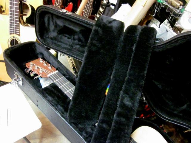 MARTIN リトルマーチン対応 MINI GUITAR HARD CASE お取り寄せ商品