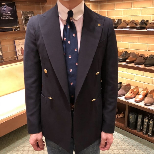 今シーズンは4つボタンがオススメのTAGLIATORE｜ビームス 銀座｜BEAMS