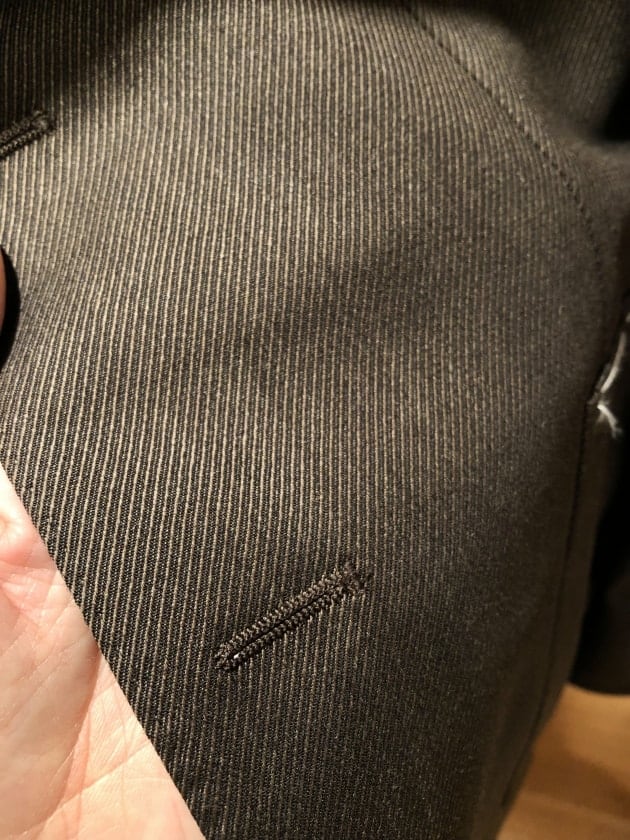 De Petrillo」大人のブラウンスーツはキャバルリーツイルで