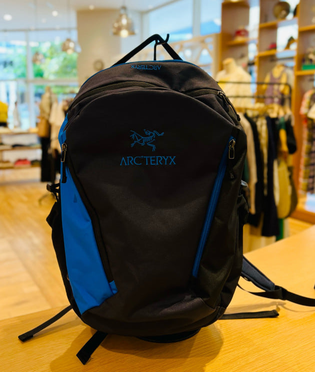 ARC'TERYXどっちにする？】｜ビームス 川崎｜BEAMS