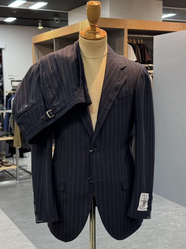 BEAMS F〉25SS おすすめのネイビーストライプスーツ｜ビームスF 新宿