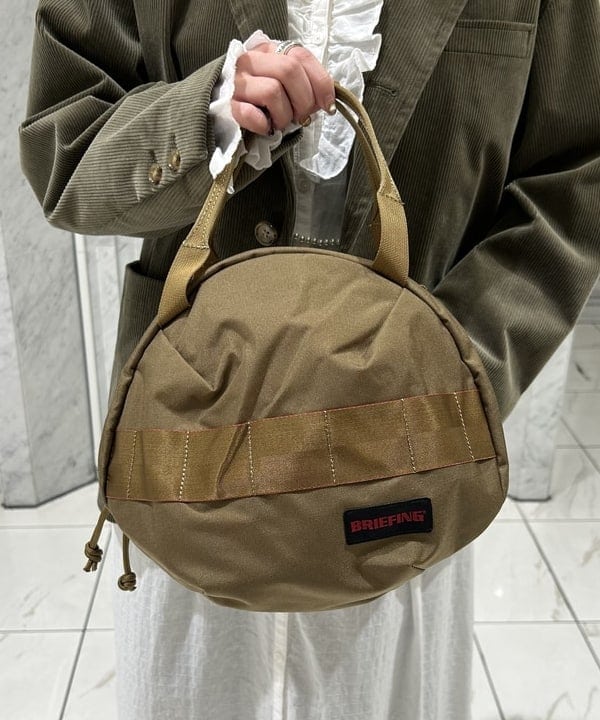 可愛いだけじゃない！】BRIEFINGの別注ヘルメットバッグを徹底解説