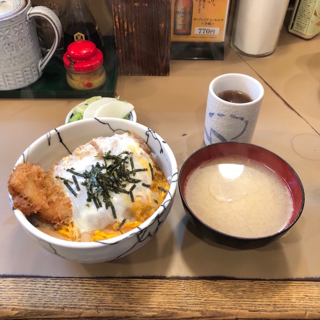 上品にカッコよく。｜ビームス 銀座｜BEAMS