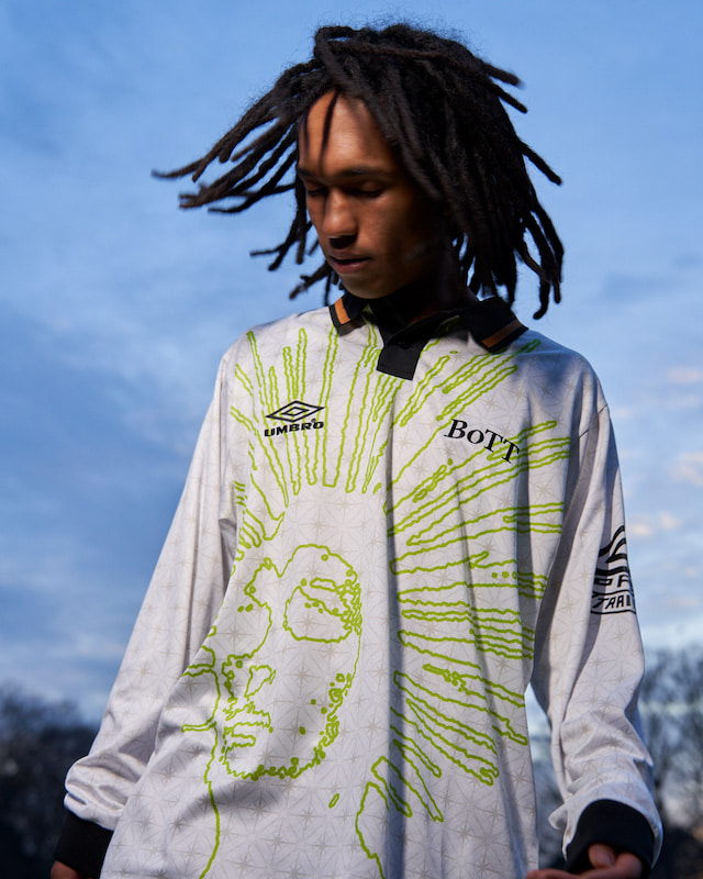 General sale on Saturday, February 10th] Notice of change in sales