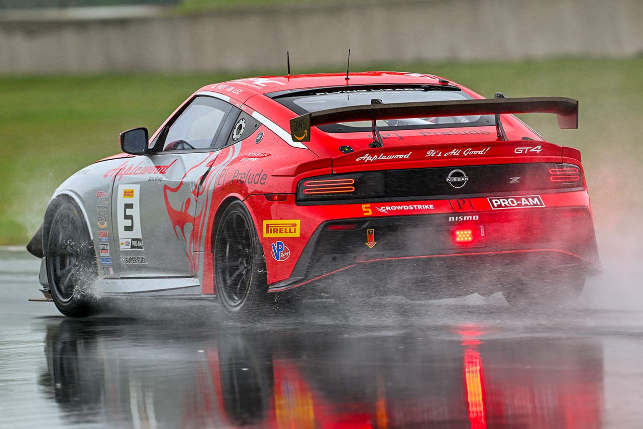 ニスモと緊密に連携し車両を最適化した」と北米唯一のニッサンZニスモ