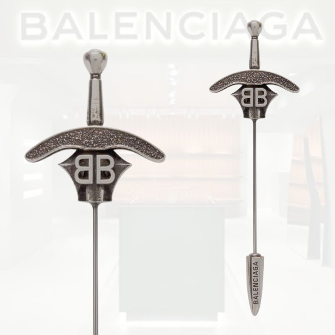送料込+BALENCIAGA+GOTH SWORD ブローチ (BALENCIAGA/アクセサリー