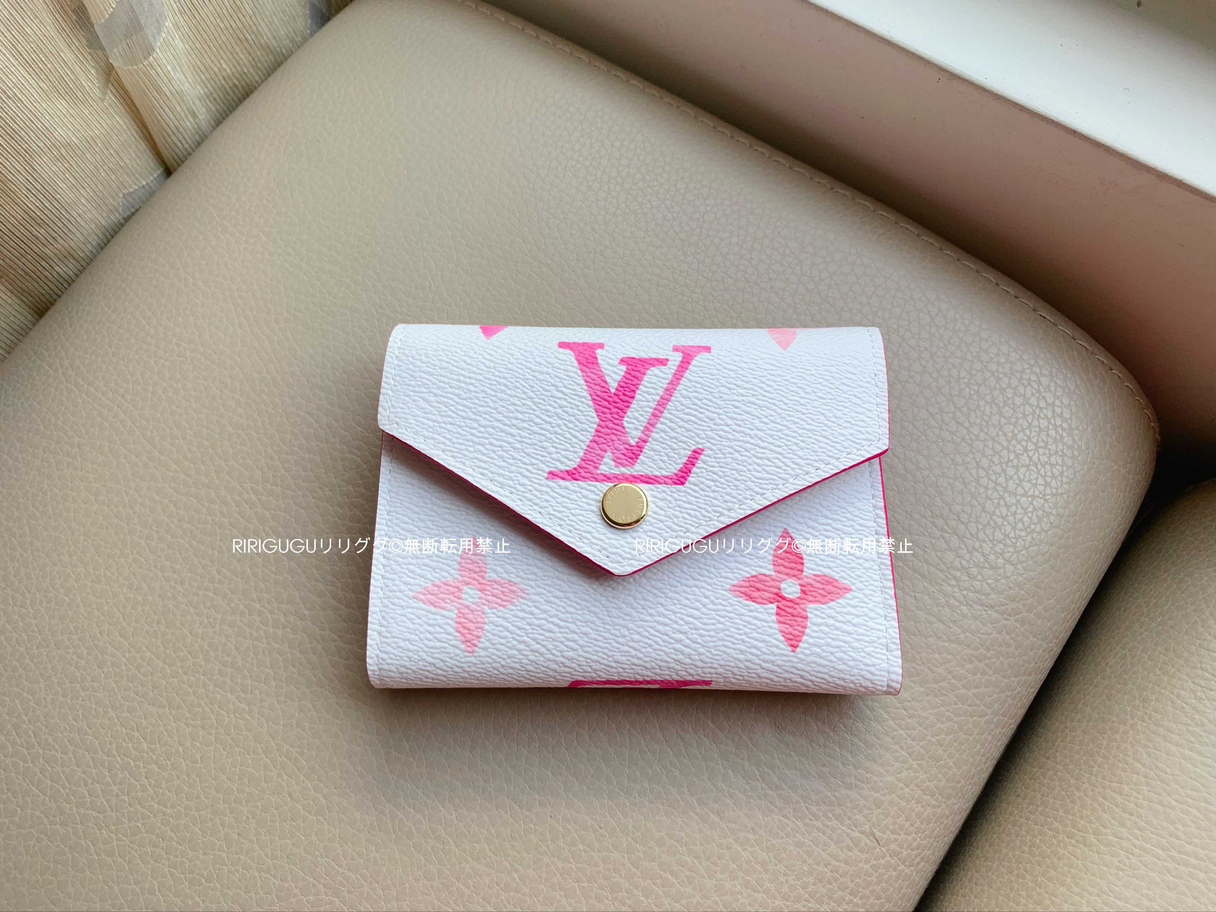 ルイヴィトン)M82406 ポルトフォイユ・ヴィクトリーヌ財布 (Louis