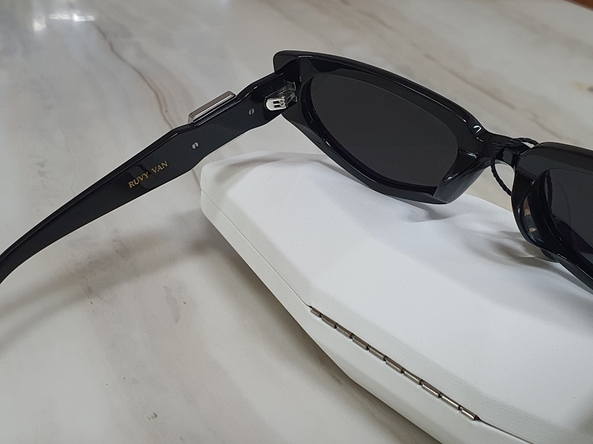 □□Gentle Monster□□Ruvy Van 01 正規品♪ (Gentle Monster