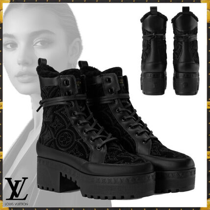 スエード Louis Vuitton(ルイヴィトン) ショートブーツ・ブーティ