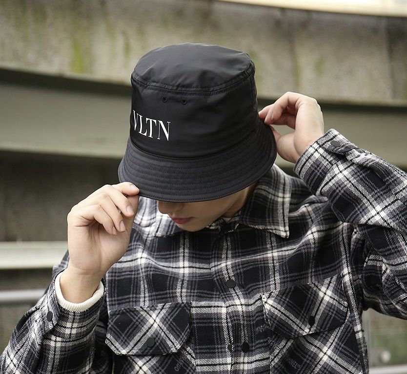 VALENTINO 20AW VLTN PRINT バケットハット_BLACK (VALENTINO/ハット