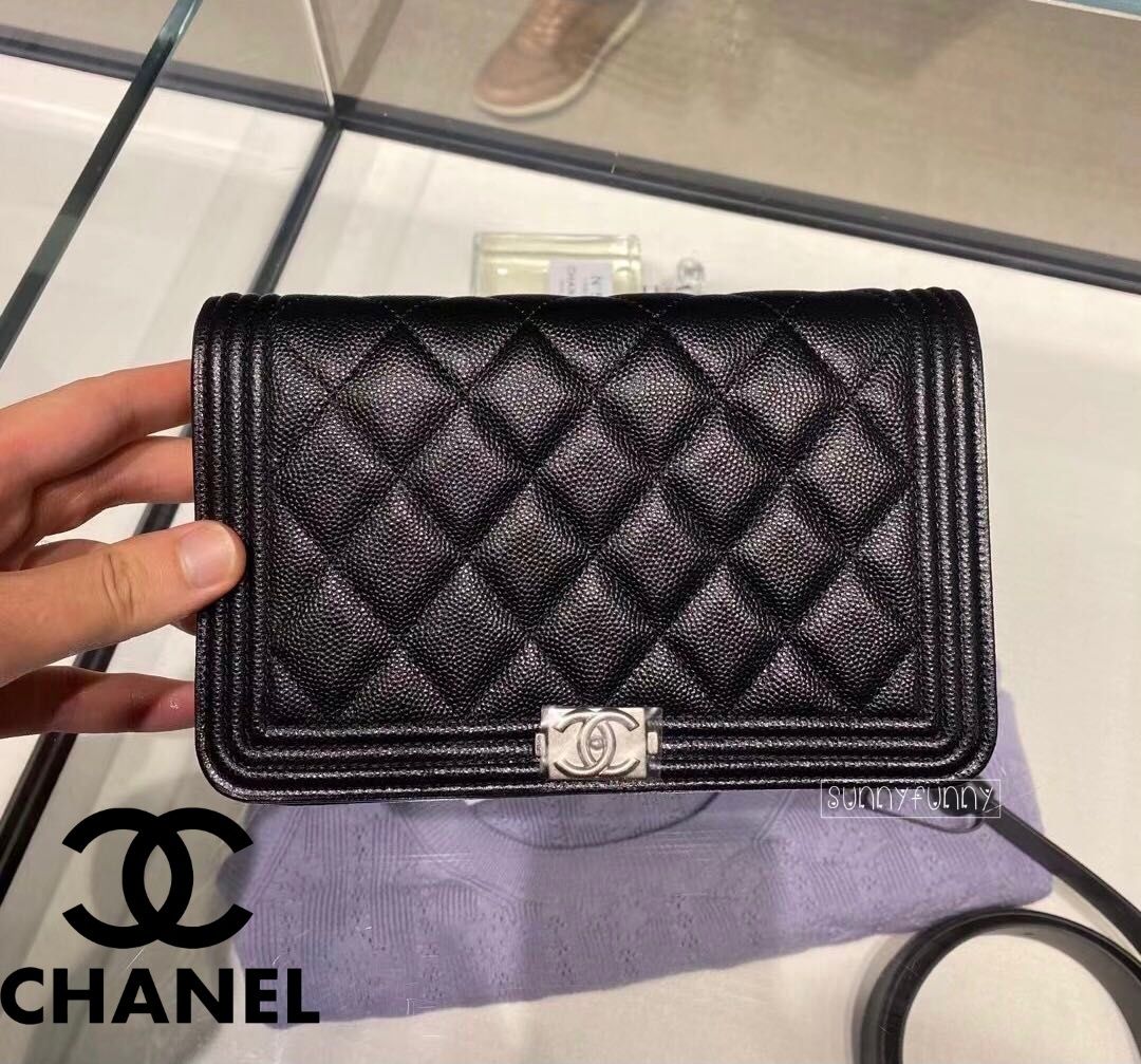 新作《21AW☆》CHANEL チェーン ウォレット BOY WOC シルバー (CHANEL