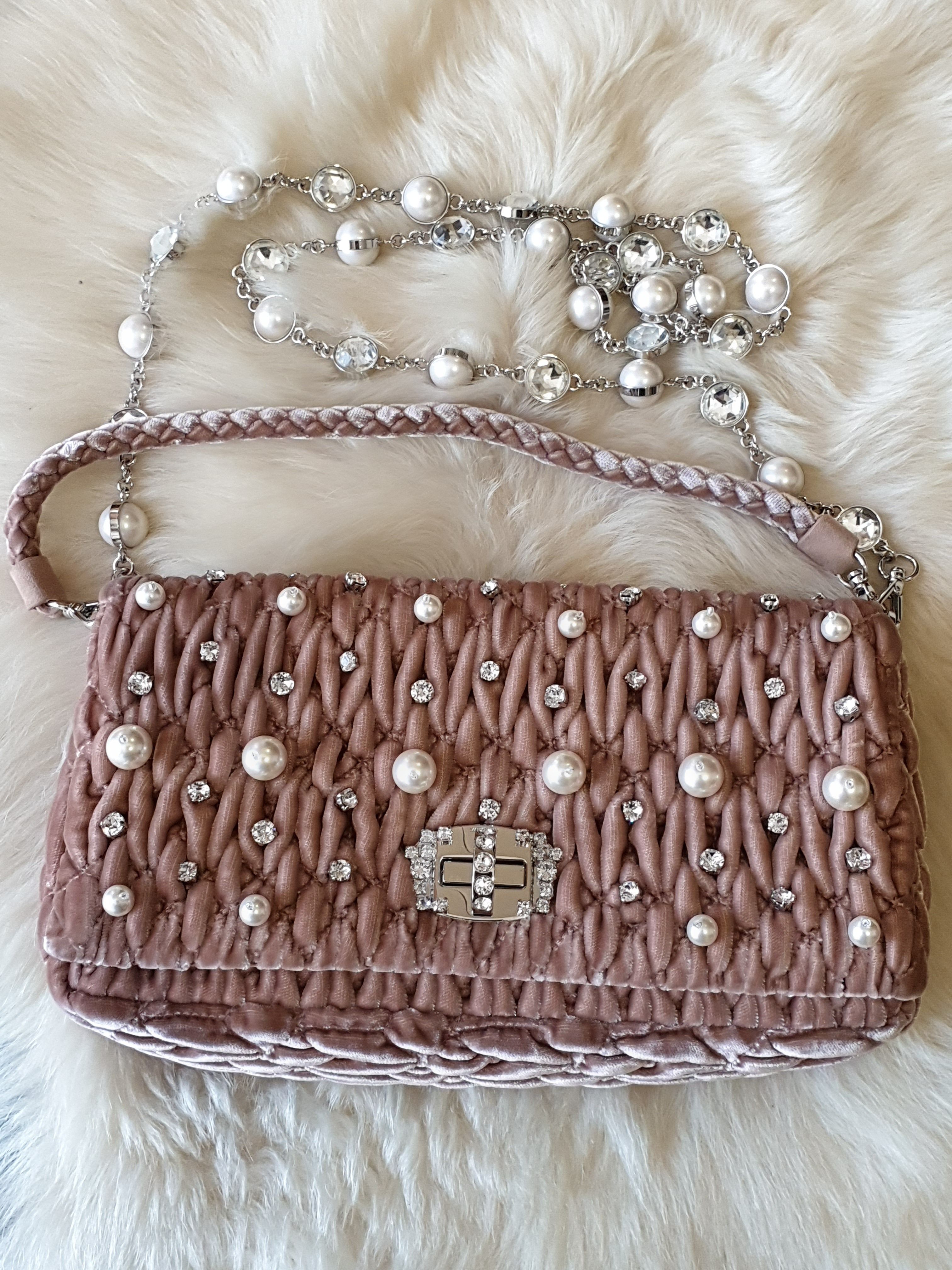 MIUMIUパールクリスタル♪ショルダーバッグ♪ベルベット カメオ