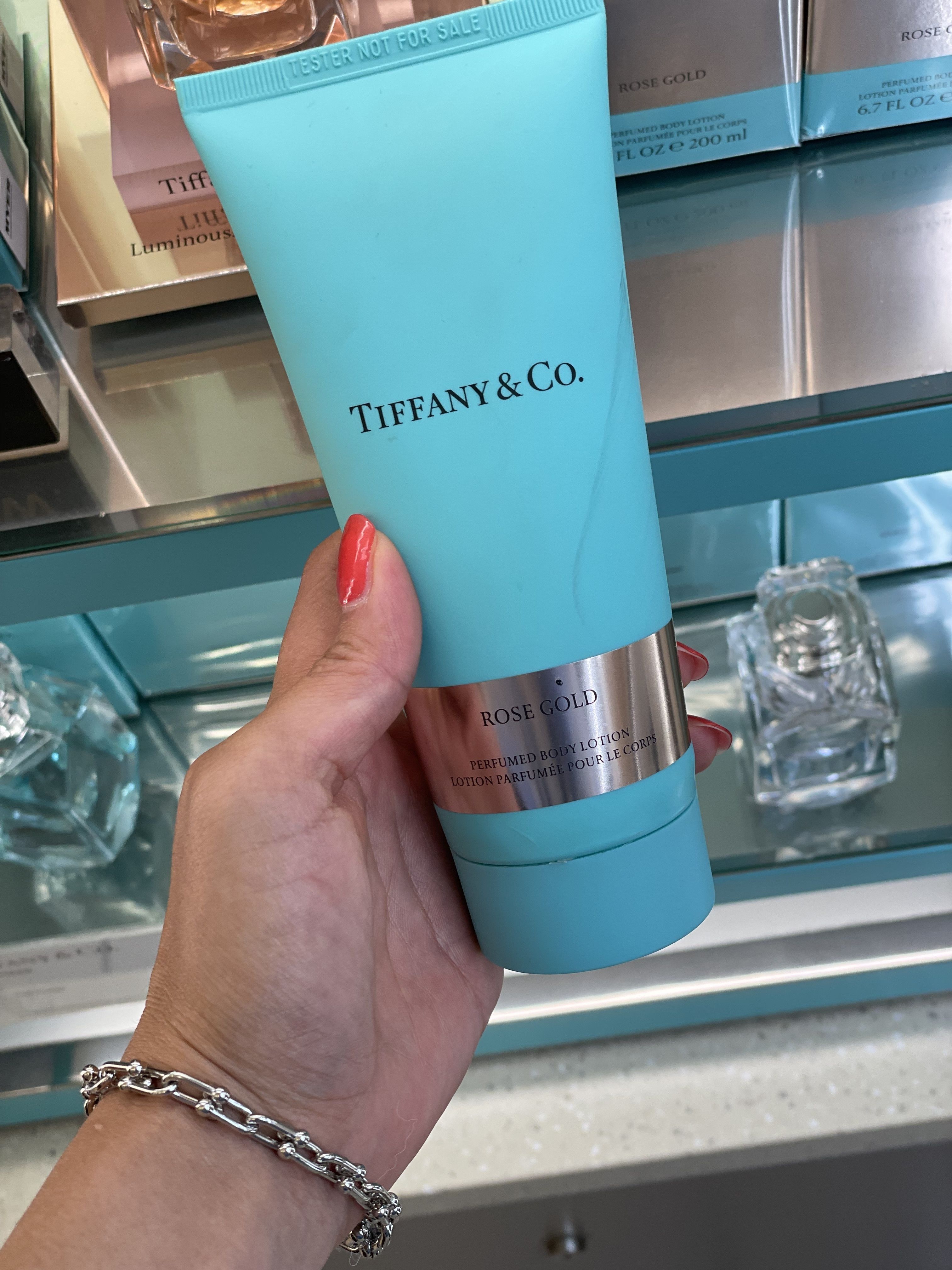 日本入手困難】ティファニー ローズゴールド ローション (Tiffany & Co