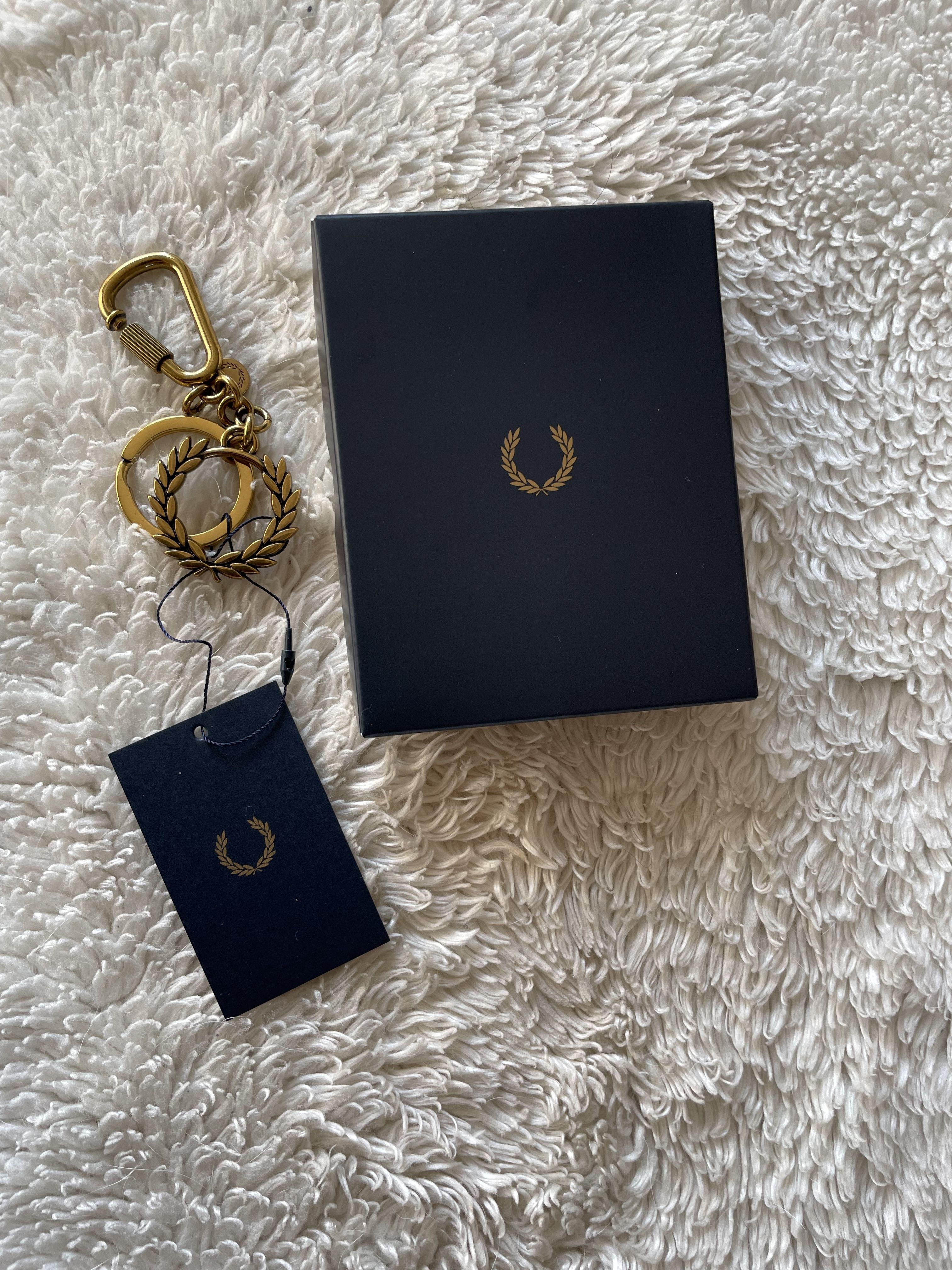 セール！【FRED PERRY】キーリング ゴールド/送料込 (FRED PERRY/キー